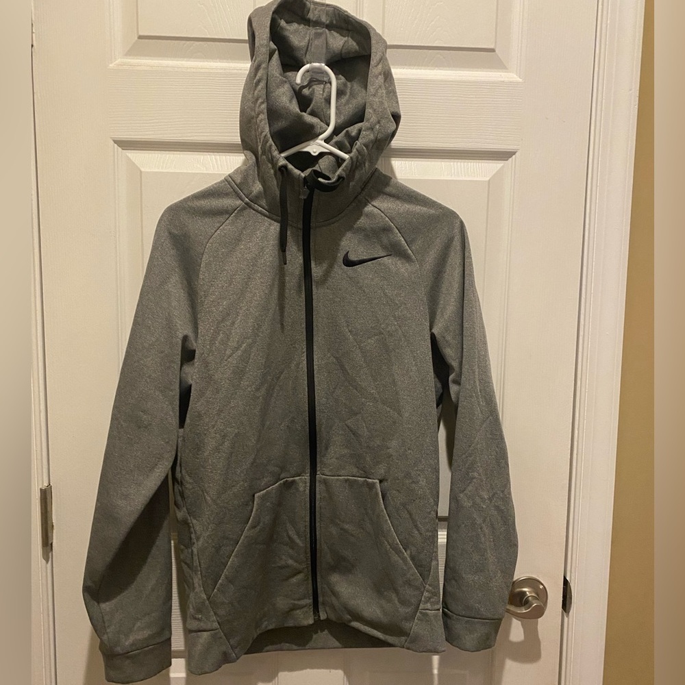 Nike Men’s Dri-Fit Therma Training Hoodie Size Small